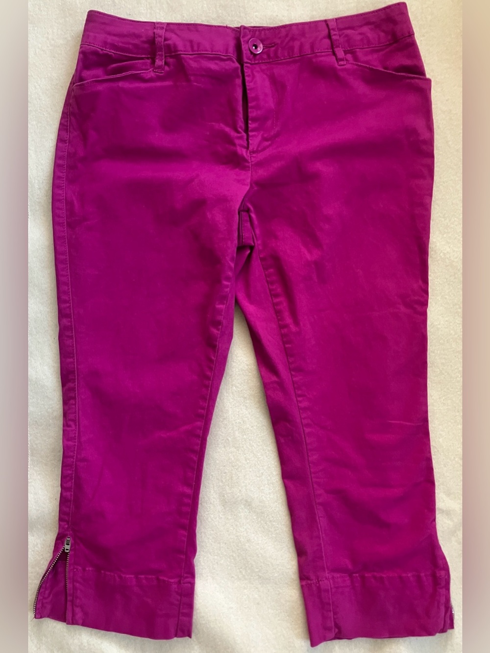 Cleo Petites Cropped Capri Pants Size 10 Magenta Pink Cotton Stretch Zip Hem